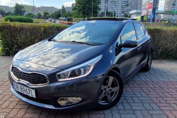 Wzorowy !!! AUTOMAT-Navi-Panorama - Kamera - Top !!!